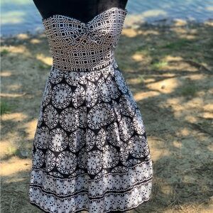 White House Black Market Black and White Strapless Sundress